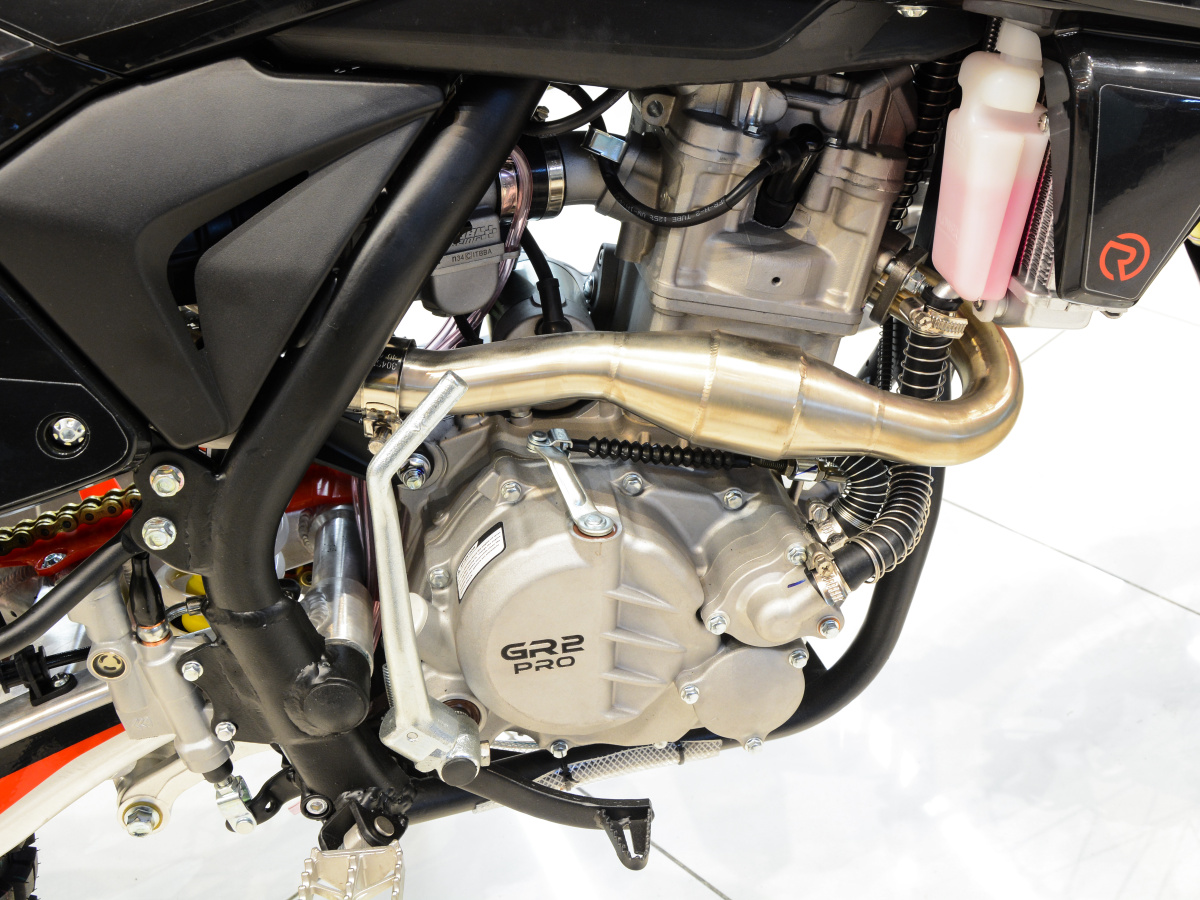 1560435-790-2301 (8)